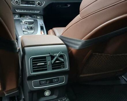 Синий Ауди Ку 5, объемом двигателя 2 л и пробегом 116 тыс. км за 23500 $, фото 17 на Automoto.ua