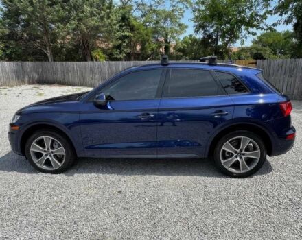 Синій Ауді Ку 5, об'ємом двигуна 2 л та пробігом 37 тис. км за 17800 $, фото 3 на Automoto.ua