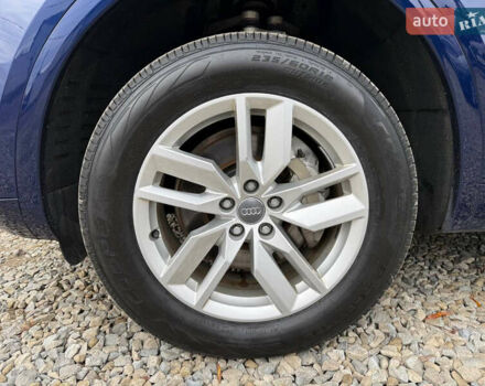 Синій Ауді Ку 5, об'ємом двигуна 2 л та пробігом 85 тис. км за 24900 $, фото 53 на Automoto.ua