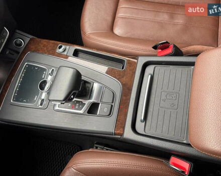 Синій Ауді Ку 5, об'ємом двигуна 1.98 л та пробігом 145 тис. км за 25500 $, фото 26 на Automoto.ua