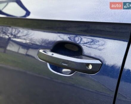 Синий Ауди Ку 5, объемом двигателя 2 л и пробегом 79 тыс. км за 25999 $, фото 41 на Automoto.ua