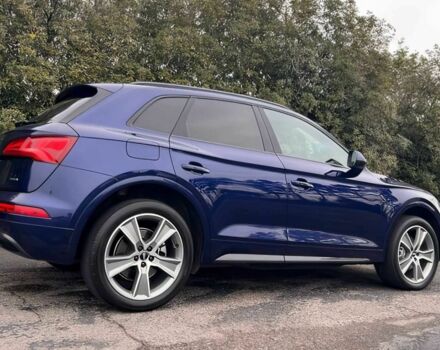 Синій Ауді Ку 5, об'ємом двигуна 2 л та пробігом 47 тис. км за 15800 $, фото 4 на Automoto.ua