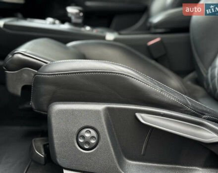 Синий Ауди Ку 5, объемом двигателя 2 л и пробегом 268 тыс. км за 31999 $, фото 17 на Automoto.ua