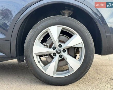 Синій Ауді Ку 5, об'ємом двигуна 1.98 л та пробігом 103 тис. км за 27200 $, фото 4 на Automoto.ua