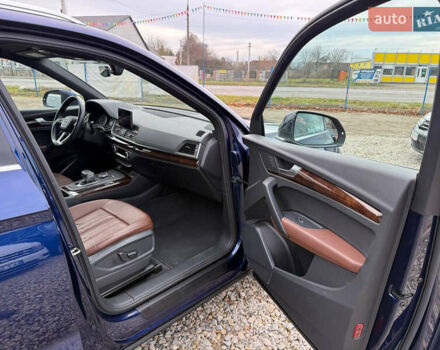 Синій Ауді Ку 5, об'ємом двигуна 2 л та пробігом 85 тис. км за 24900 $, фото 20 на Automoto.ua