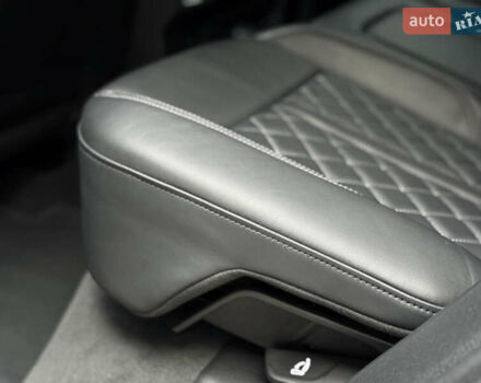 Синий Ауди Ку 5, объемом двигателя 2 л и пробегом 268 тыс. км за 31999 $, фото 22 на Automoto.ua