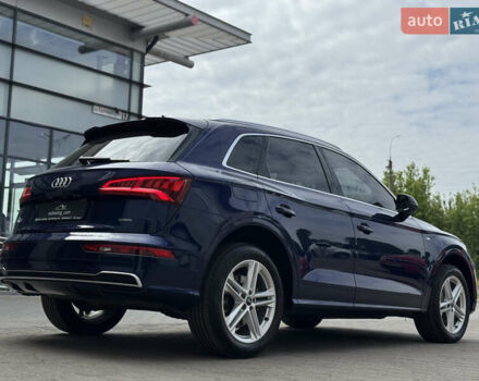 Синий Ауди Ку 5, объемом двигателя 2 л и пробегом 268 тыс. км за 31999 $, фото 5 на Automoto.ua