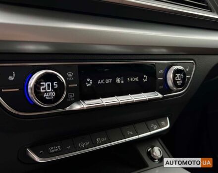Синий Ауди Ку 5, объемом двигателя 2 л и пробегом 63 тыс. км за 42300 $, фото 20 на Automoto.ua