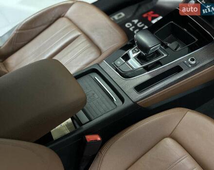 Синий Ауди Ку 5, объемом двигателя 1.98 л и пробегом 50 тыс. км за 36500 $, фото 8 на Automoto.ua