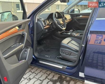 Синий Ауди Ку 5, объемом двигателя 1.98 л и пробегом 17 тыс. км за 31990 $, фото 17 на Automoto.ua