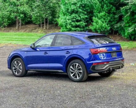 Синій Ауді Ку 5, об'ємом двигуна 2 л та пробігом 18 тис. км за 7800 $, фото 4 на Automoto.ua