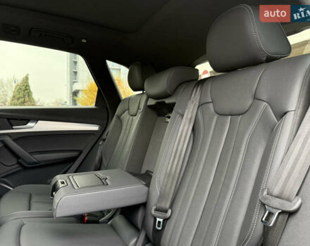 Синий Ауди Ку 5, объемом двигателя 2 л и пробегом 51 тыс. км за 33900 $, фото 35 на Automoto.ua