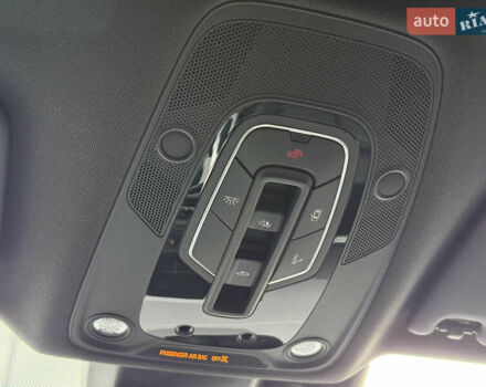 Синий Ауди Ку 5, объемом двигателя 2 л и пробегом 51 тыс. км за 33900 $, фото 24 на Automoto.ua