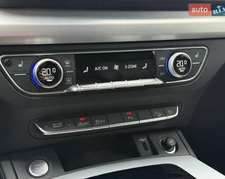 Синий Ауди Ку 5, объемом двигателя 2 л и пробегом 51 тыс. км за 33900 $, фото 21 на Automoto.ua