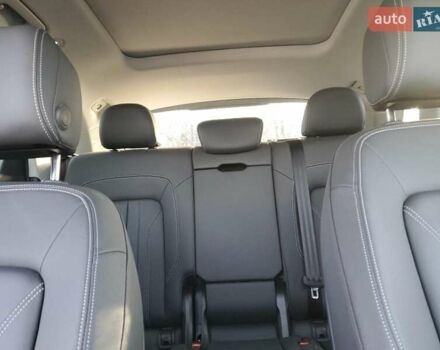 Ауди Ку 5 2023 в Львове на Automoto.ua Синий Ауди Ку 5, объемом двигателя 1.98 л и пробегом 25 тыс. км за 15000 $, фото 9 на Automoto.ua