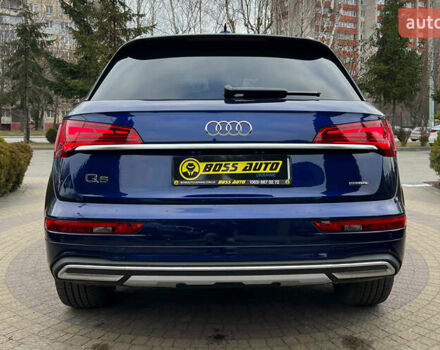 Синій Ауді Ку 5, об'ємом двигуна 2 л та пробігом 6 тис. км за 40999 $, фото 5 на Automoto.ua