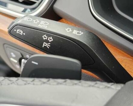 Синій Ауді Ку 5, об'ємом двигуна 2 л та пробігом 42 тис. км за 39700 $, фото 55 на Automoto.ua