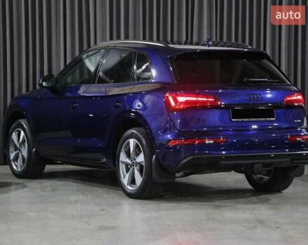 Синій Ауді Ку 5, об'ємом двигуна 1.98 л та пробігом 6 тис. км за 47900 $, фото 4 на Automoto.ua