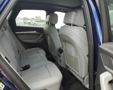 Синій Ауді Ку 5, об'ємом двигуна 2 л та пробігом 4 тис. км за 20000 $, фото 10 на Automoto.ua