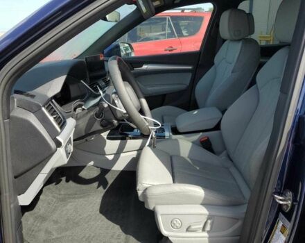 Синій Ауді Ку 5, об'ємом двигуна 2 л та пробігом 4 тис. км за 20000 $, фото 6 на Automoto.ua