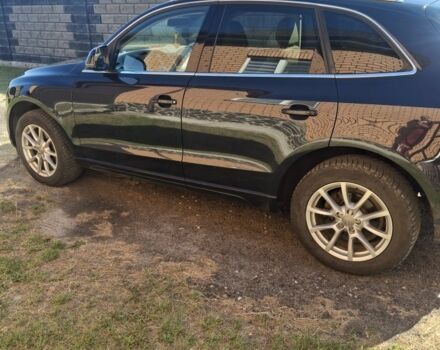 Синій Ауді Ку 5, об'ємом двигуна 2 л та пробігом 235 тис. км за 264 $, фото 1 на Automoto.ua