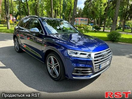 Ауді Ку 5 2018 у Києві на Automoto.ua Синій Ауді Ку 5, об'ємом двигуна 3 л та пробігом 21 тис. км за 43900 $, фото 1 на Automoto.ua