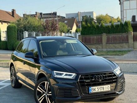 Ауді Ку 5 2018 у Києві на Automoto.ua Синій Ауді Ку 5, об'ємом двигуна 2 л та пробігом 97 тис. км за 21000 $, фото 1 на Automoto.ua