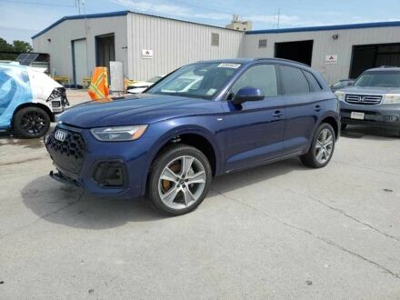 Синій Ауді Ку 5, об'ємом двигуна 2 л та пробігом 4 тис. км за 20000 $, фото 1 на Automoto.ua