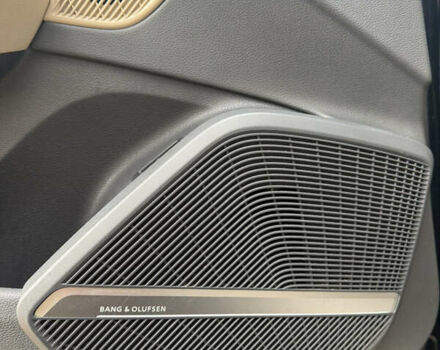 Зеленый Ауди Ку 5, объемом двигателя 2 л и пробегом 220 тыс. км за 18850 $, фото 15 на Automoto.ua