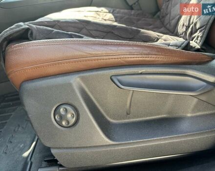 Зеленый Ауди Ку 5, объемом двигателя 1.97 л и пробегом 192 тыс. км за 30003 $, фото 9 на Automoto.ua