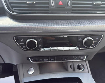 Зеленый Ауди Ку 5, объемом двигателя 2 л и пробегом 17 тыс. км за 35000 $, фото 9 на Automoto.ua