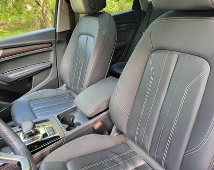 Зелений Ауді Ку 5, об'ємом двигуна 2 л та пробігом 14 тис. км за 10900 $, фото 8 на Automoto.ua