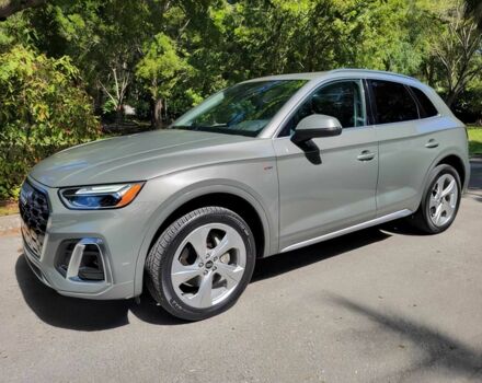 Зелений Ауді Ку 5, об'ємом двигуна 2 л та пробігом 14 тис. км за 10900 $, фото 2 на Automoto.ua