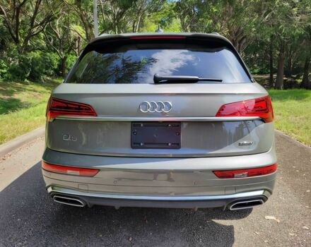 Зелений Ауді Ку 5, об'ємом двигуна 2 л та пробігом 14 тис. км за 10900 $, фото 5 на Automoto.ua