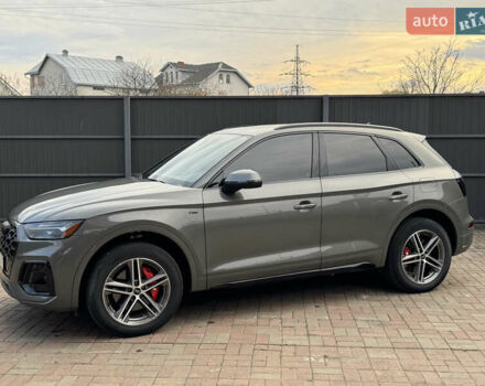 Зеленый Ауди Ку 5, объемом двигателя 1.98 л и пробегом 12 тыс. км за 54900 $, фото 2 на Automoto.ua