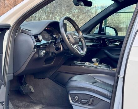 Белый Ауди Ку 7, объемом двигателя 3 л и пробегом 145 тыс. км за 36000 $, фото 9 на Automoto.ua