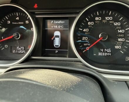 Білий Ауді Ку 7, об'ємом двигуна 3 л та пробігом 303 тис. км за 14000 $, фото 5 на Automoto.ua