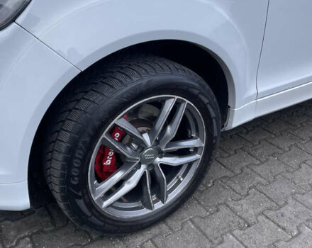 Белый Ауди Ку 7, объемом двигателя 3 л и пробегом 214 тыс. км за 14800 $, фото 13 на Automoto.ua