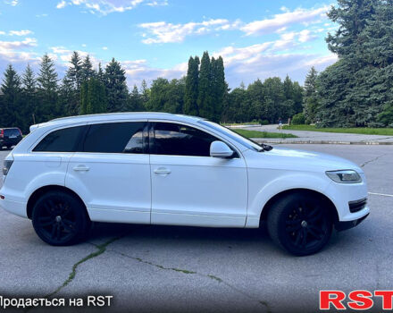 Білий Ауді Ку 7, об'ємом двигуна 4.2 л та пробігом 305 тис. км за 11000 $, фото 4 на Automoto.ua