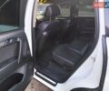 Белый Ауди Ку 7, объемом двигателя 4.2 л и пробегом 305 тыс. км за 9500 $, фото 15 на Automoto.ua