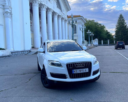 Білий Ауді Ку 7, об'ємом двигуна 4.2 л та пробігом 305 тис. км за 11000 $, фото 2 на Automoto.ua