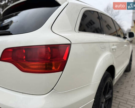 Белый Ауди Ку 7, объемом двигателя 3 л и пробегом 260 тыс. км за 11500 $, фото 54 на Automoto.ua