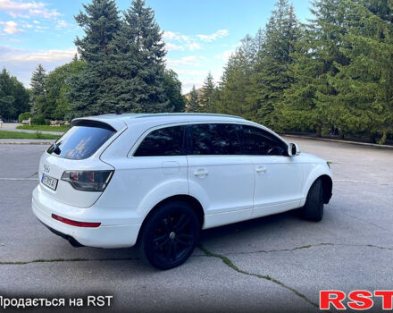 Білий Ауді Ку 7, об'ємом двигуна 4.2 л та пробігом 305 тис. км за 11000 $, фото 5 на Automoto.ua