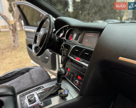 Белый Ауди Ку 7, объемом двигателя 3 л и пробегом 260 тыс. км за 11500 $, фото 64 на Automoto.ua