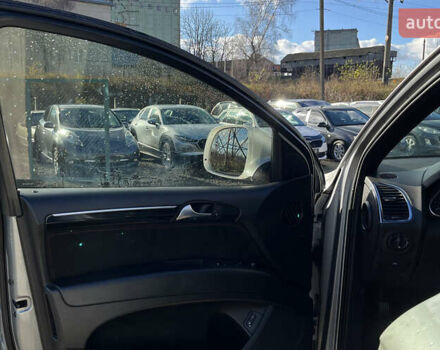 Білий Ауді Ку 7, об'ємом двигуна 2.97 л та пробігом 309 тис. км за 10000 $, фото 16 на Automoto.ua