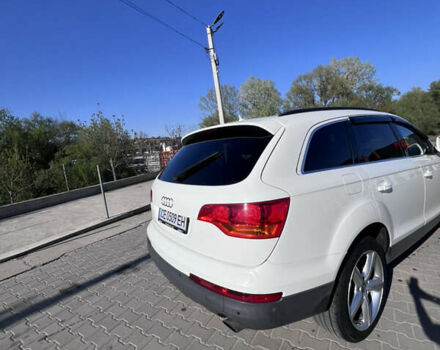 Ауди Ку 7 2008 в Черновцах на Automoto.ua Белый Ауди Ку 7, объемом двигателя 2.97 л и пробегом 300 тыс. км за 13800 $, фото 11 на Automoto.ua