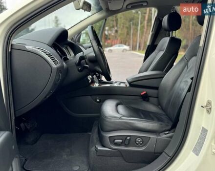 Білий Ауді Ку 7, об'ємом двигуна 3 л та пробігом 159 тис. км за 16500 $, фото 29 на Automoto.ua