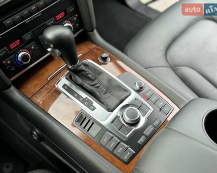 Білий Ауді Ку 7, об'ємом двигуна 3 л та пробігом 159 тис. км за 16500 $, фото 46 на Automoto.ua