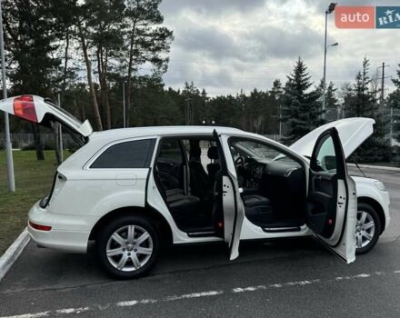 Білий Ауді Ку 7, об'ємом двигуна 3 л та пробігом 159 тис. км за 16500 $, фото 25 на Automoto.ua