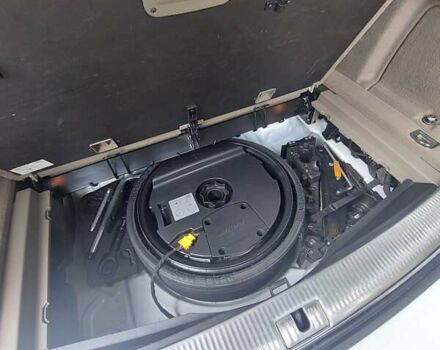 Белый Ауди Ку 7, объемом двигателя 2.97 л и пробегом 198 тыс. км за 17500 $, фото 15 на Automoto.ua